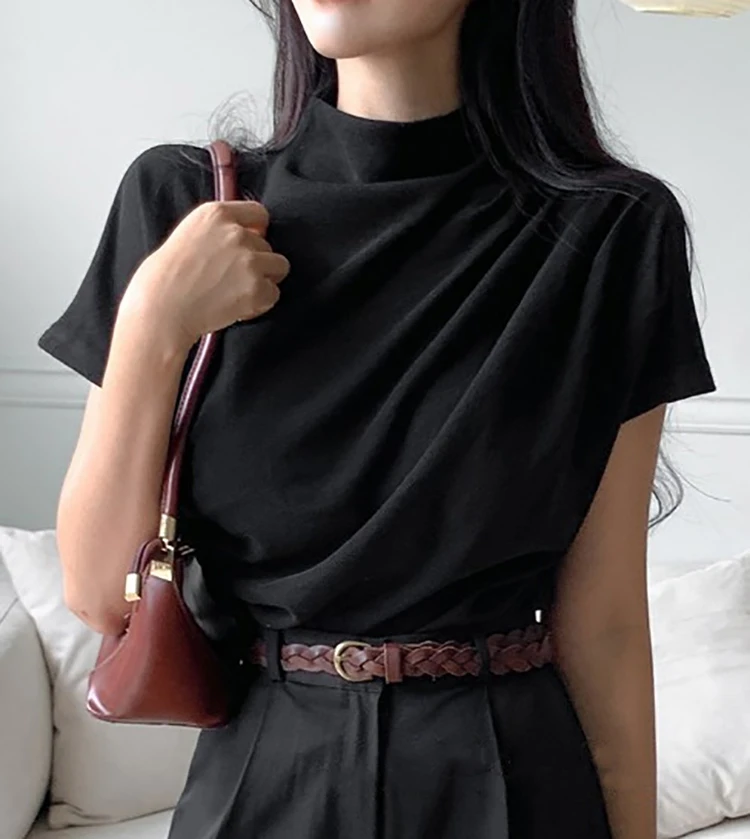 Camiseta de cuello alto Medio  - Summer Clothing Drop reseña y precio