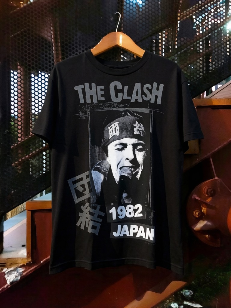 Camiseta de verano The Clash L - Summer Clothing London reseña y precio