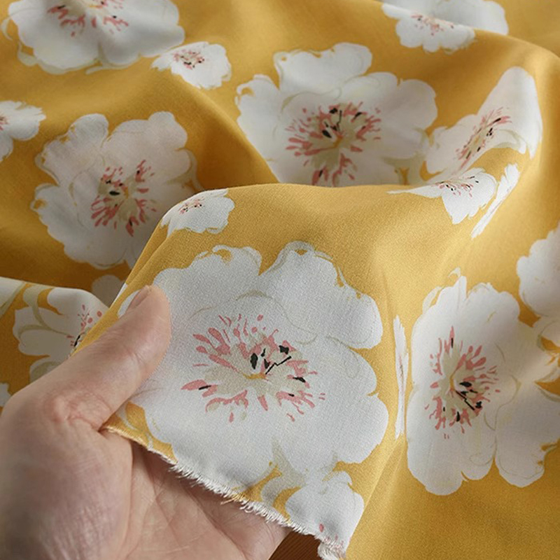 Tela de rayón con estampado Fl - Soft Summer Yellow Clothing reseña y precio